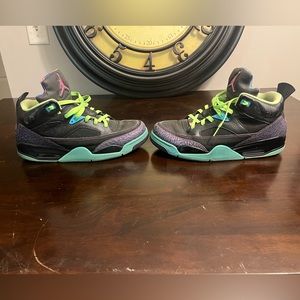 Used Jordan Son of Mars- Size 11